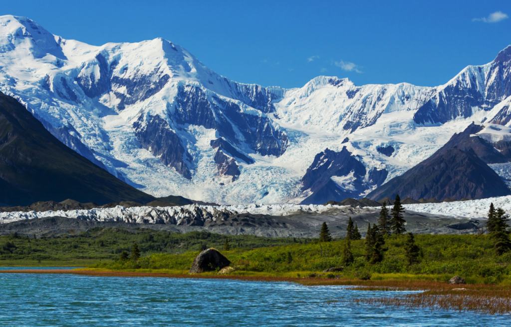 wrangell st elias national park on an Alaska roadtrip