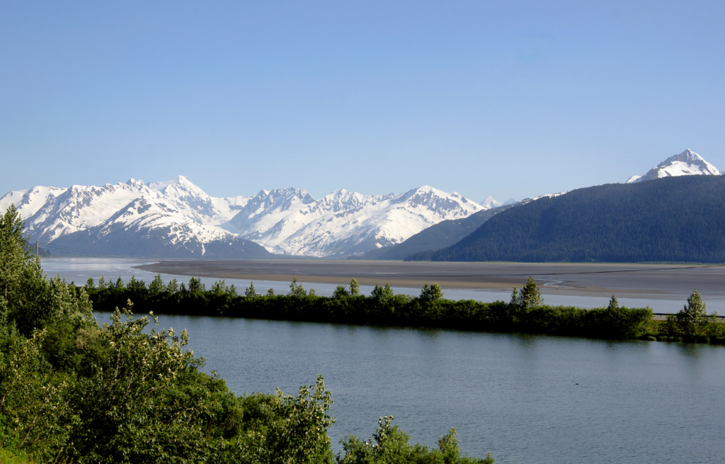 glenn highway alaska driving tours